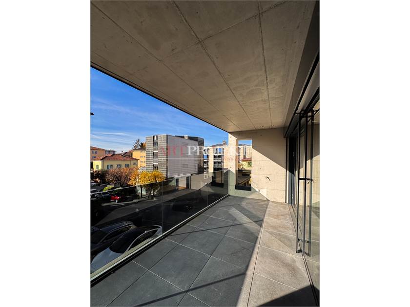 RAFFINATO APPARTAMENTO DI 3.5 LOCALI A MASSAGNO / ArtProjekt SA