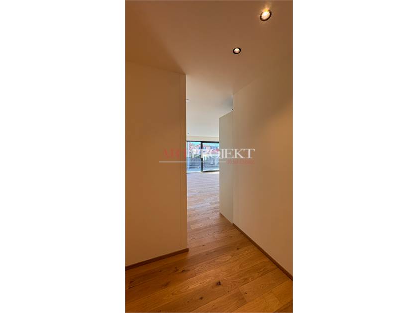 RAFFINATO APPARTAMENTO DI 3.5 LOCALI A MASSAGNO / ArtProjekt SA