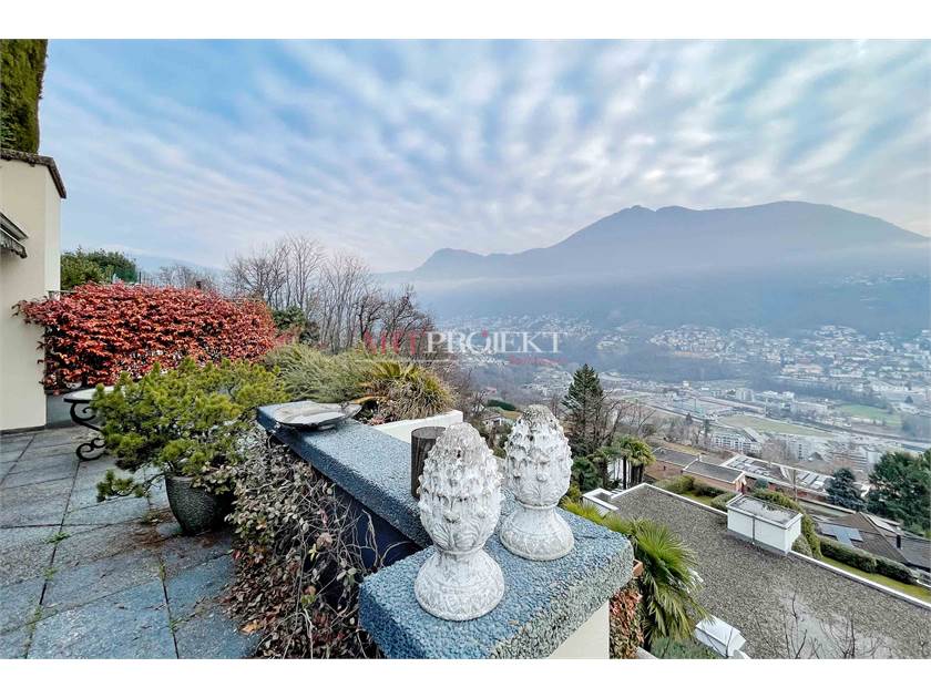 PRESTIGIOSO 3.5 LOCALI CON VISTA LAGO A PORZA / ArtProjekt SA