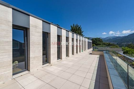 Moderno attico con ampia terrazza panoramica e vista lago – Lugano / ArtProjekt SA