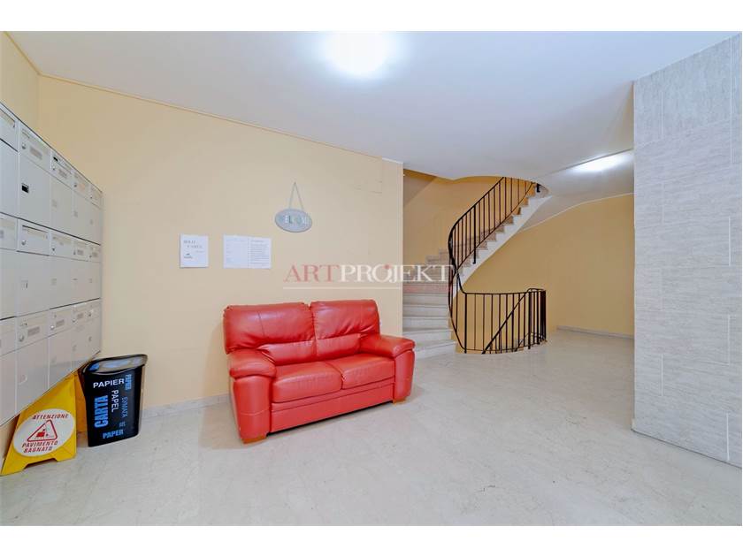 Chiasso – Income-generating residential building with strong investment potential / ArtProjekt SA