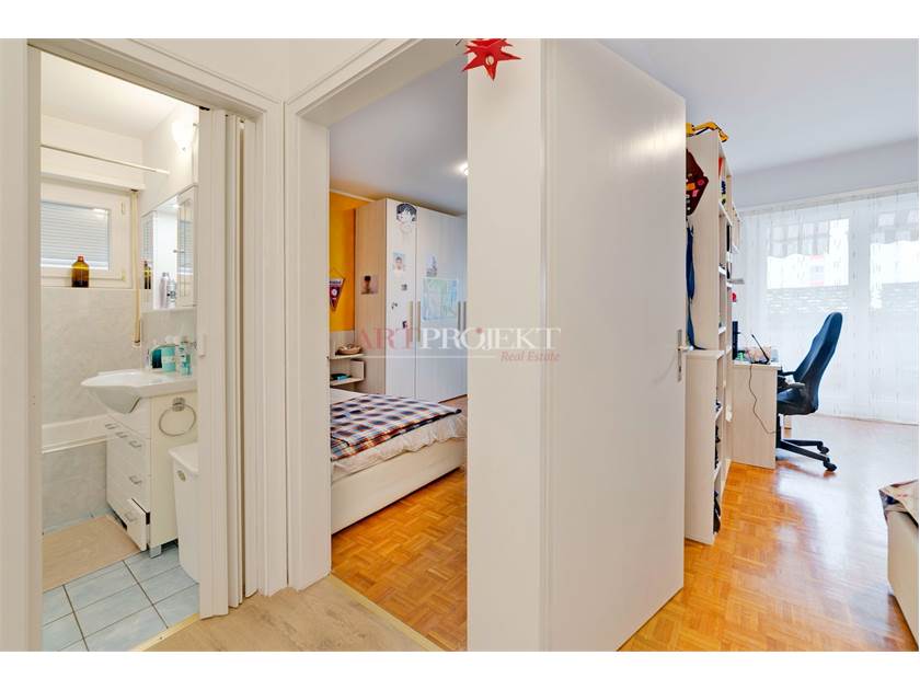 Chiasso – Income-generating residential building with strong investment potential / ArtProjekt SA