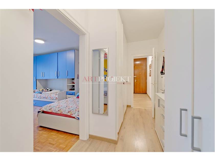 Chiasso – Income-generating residential building with strong investment potential / ArtProjekt SA