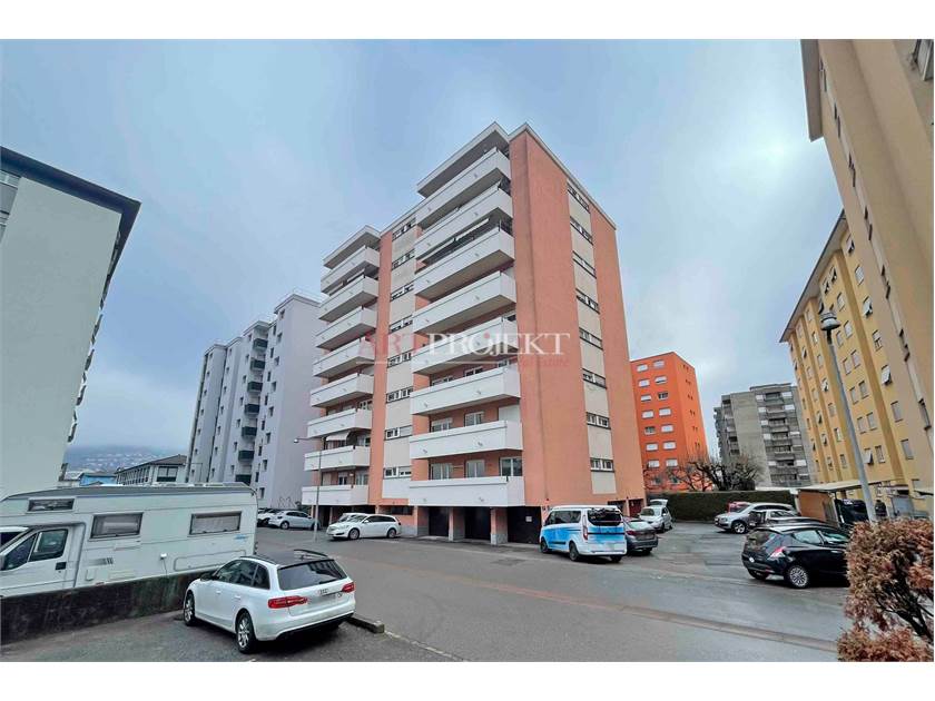 Chiasso – Income-generating residential building with strong investment potential / ArtProjekt SA