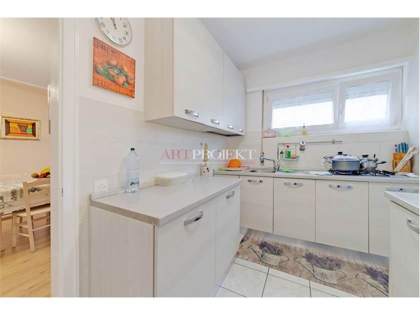 Chiasso – Income-generating residential building with strong investment potential / ArtProjekt SA