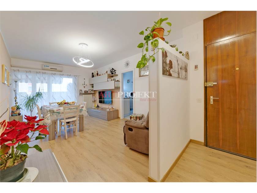 Chiasso – Income-generating residential building with strong investment potential / ArtProjekt SA