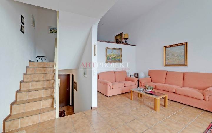 Seseglio (Chiasso) – Terraced house with private garden in a quiet green setting / ArtProjekt SA