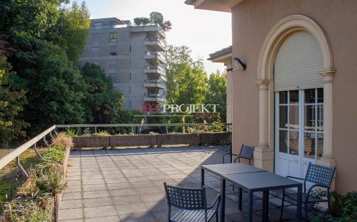 STORICO UFFICIO A LUGANO LORETO / ArtProjekt SA