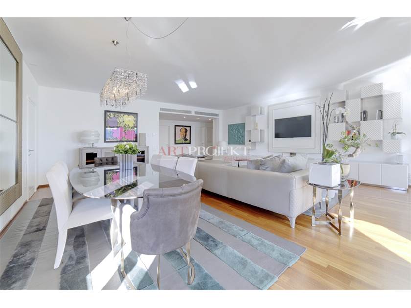 4.5 LOCALI DI PRESTIGIO A LUGANO / ArtProjekt SA