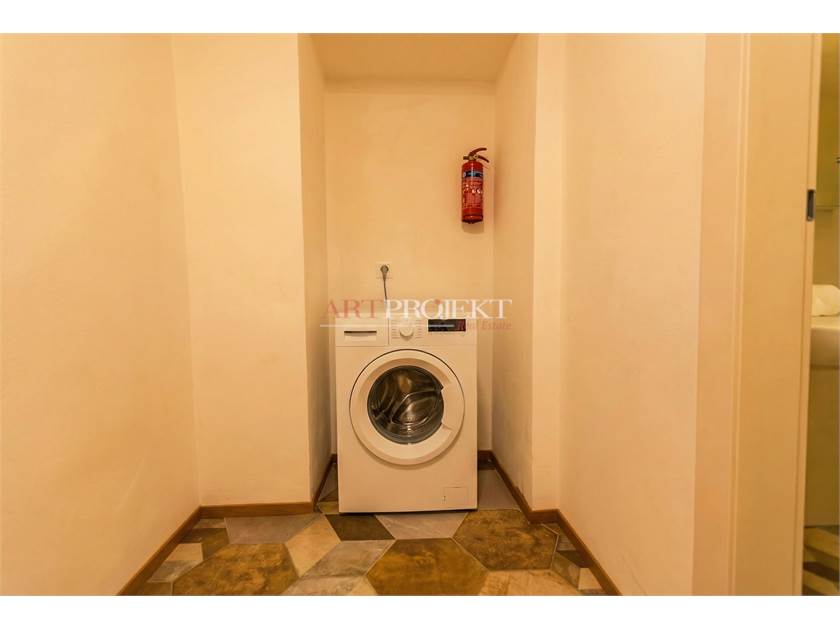 4.5 ARREDATO A BELLINZONA / ArtProjekt SA